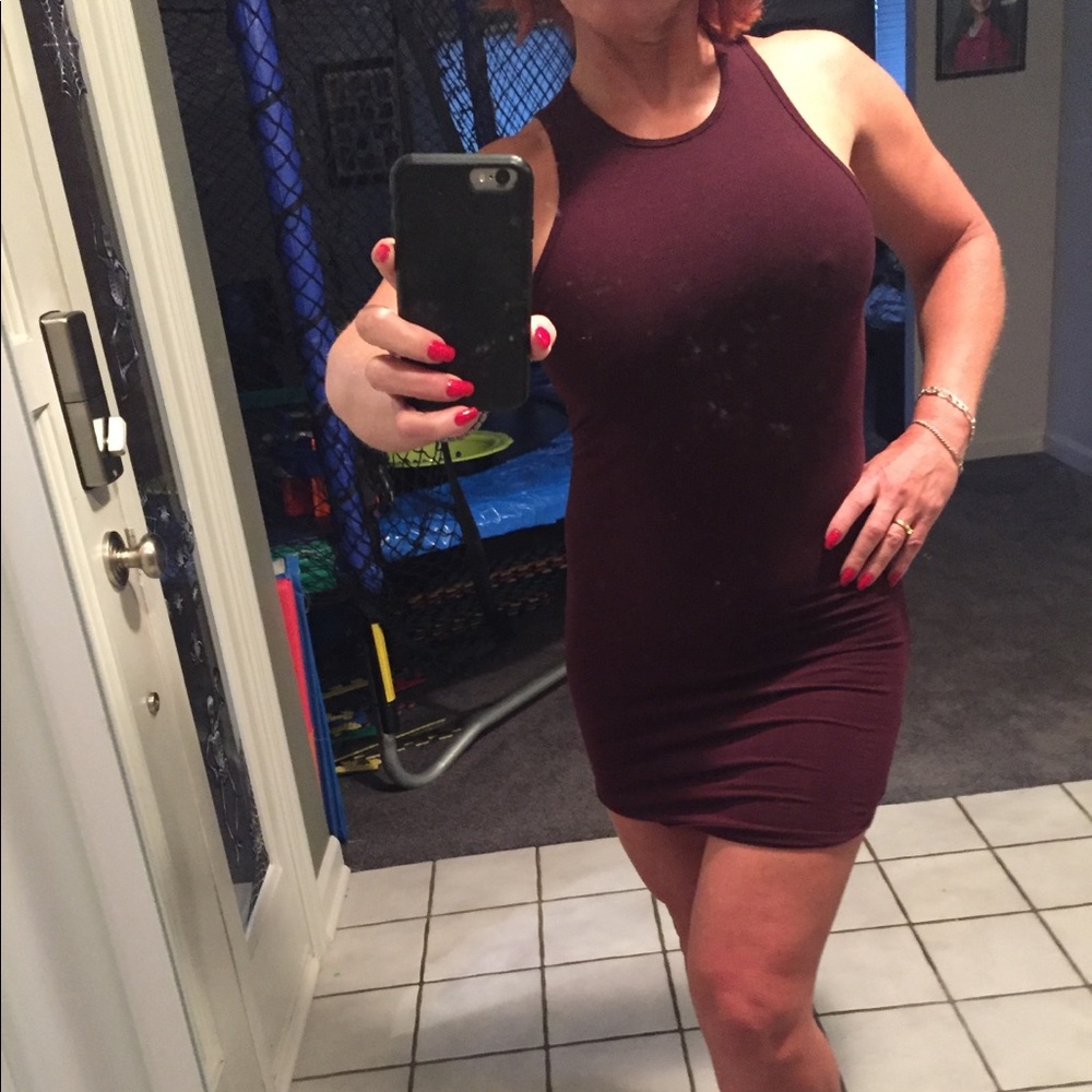 Mini dress by Forever 21.